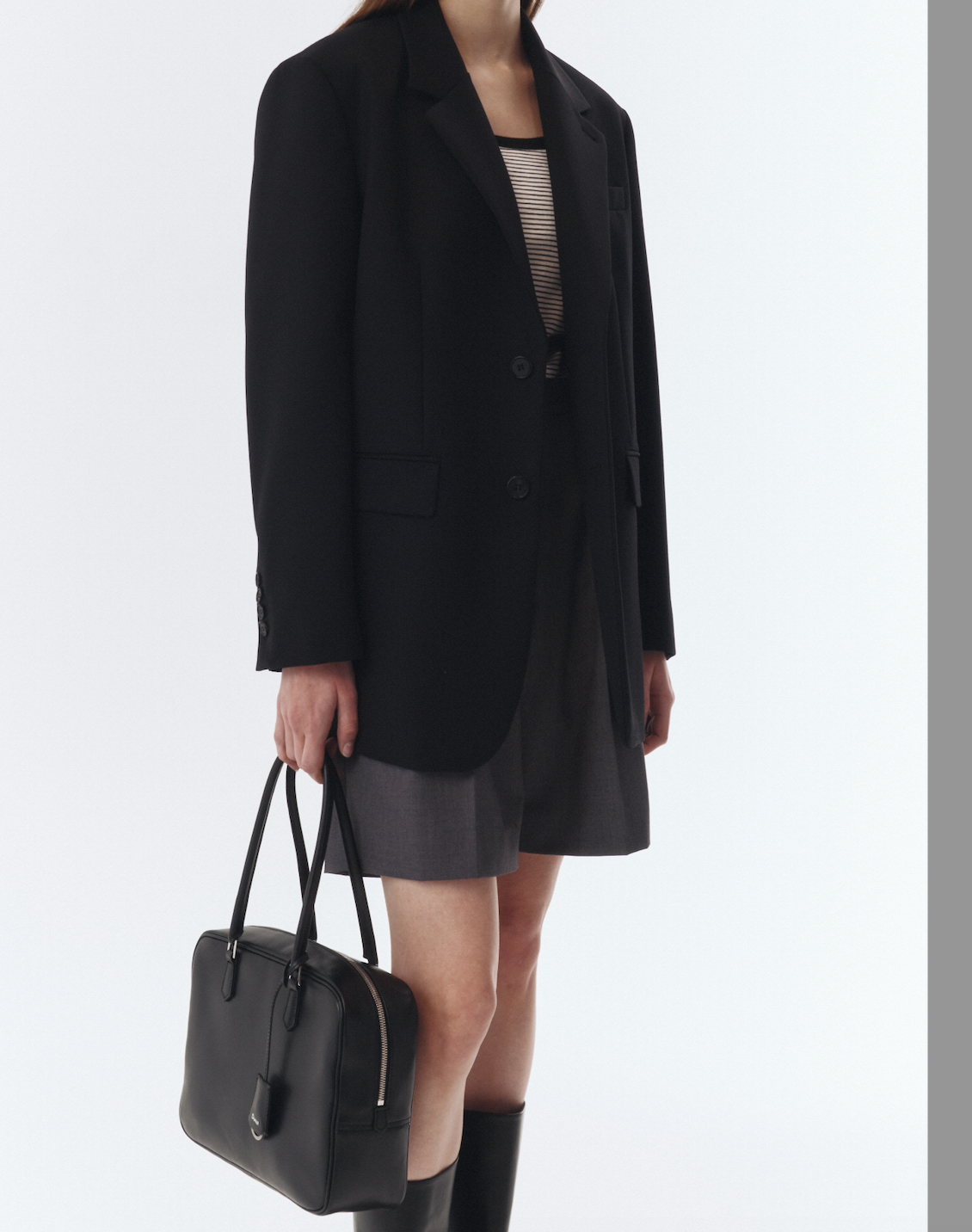 Classic 28 Leather Bag (Black)